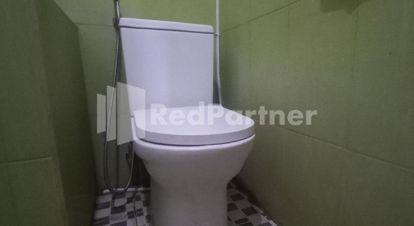 Oyo 3956 Hotel Palem 2 Syariah Маланг Екстериор снимка